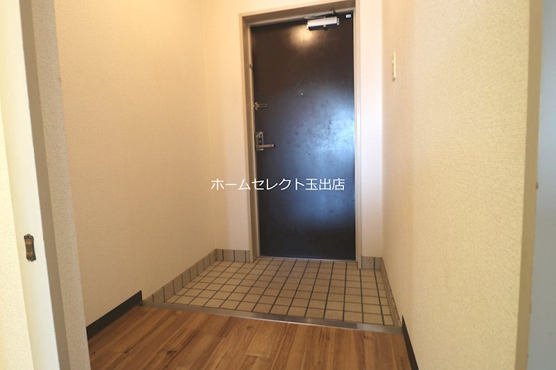 カワデンエミネンスハイツ 玄関