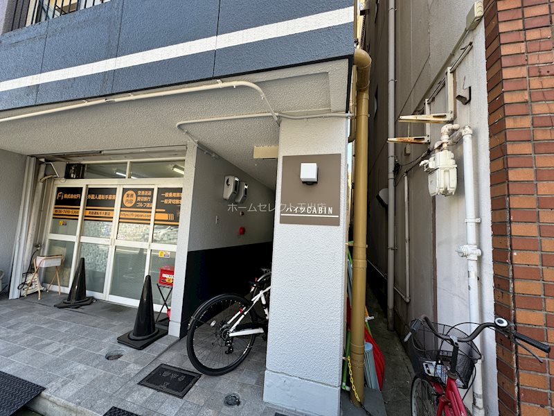 ハイツCABIN エントランス