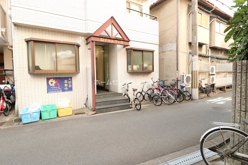 ロイヤルヴィラ 庭
