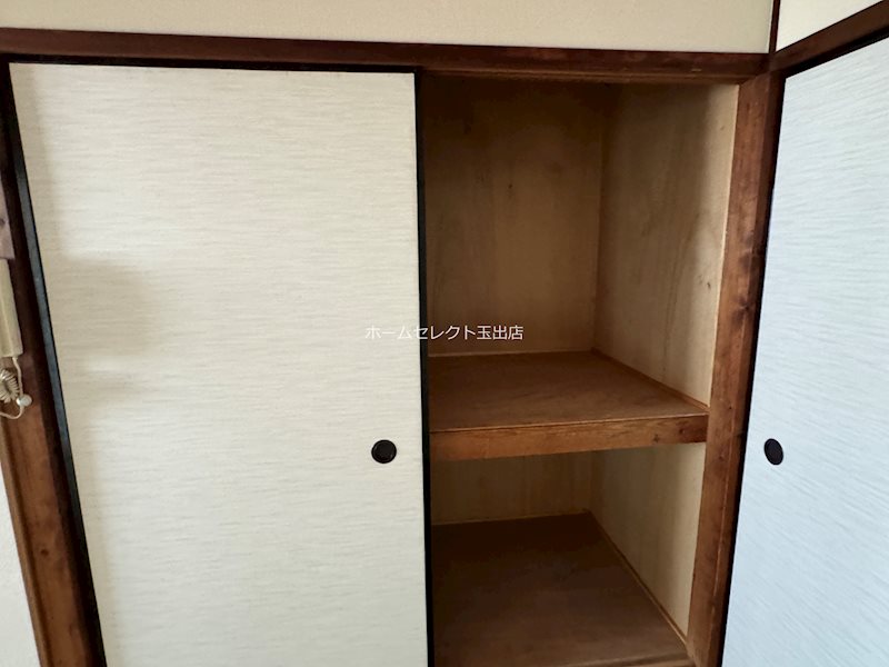 メゾネットみさき  収納