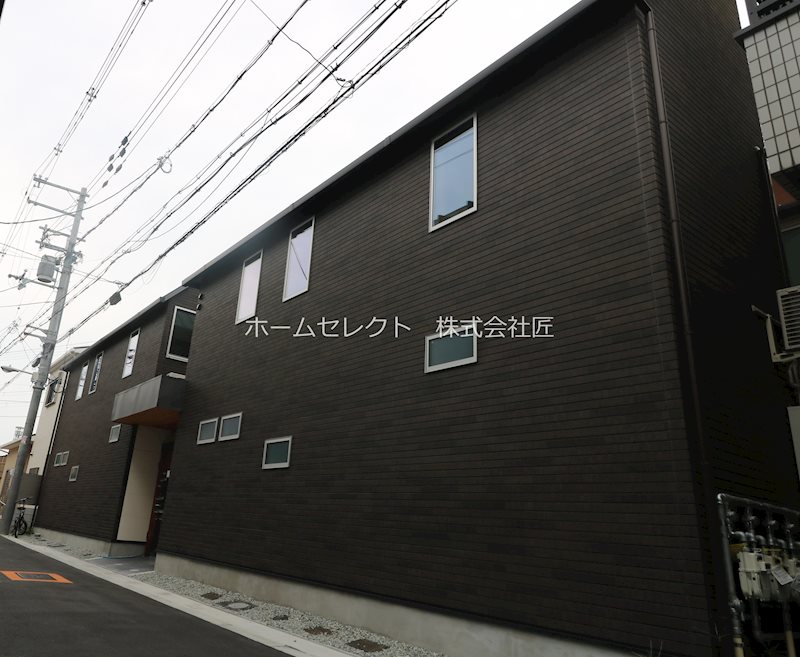 コートアンドロージ  外観