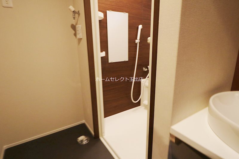 コートアンドロージ  洗面所