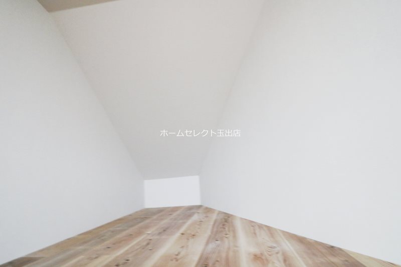 コートアンドロージ  その他