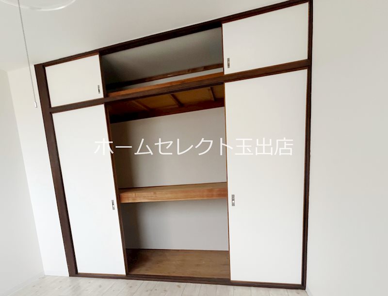 パルミエール岸里 収納