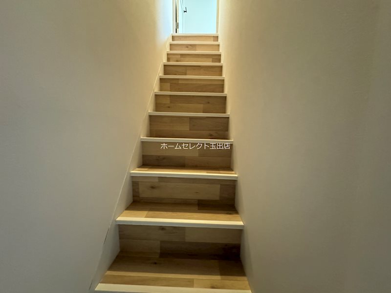 安立1丁目ガレージ付戸建 エントランス
