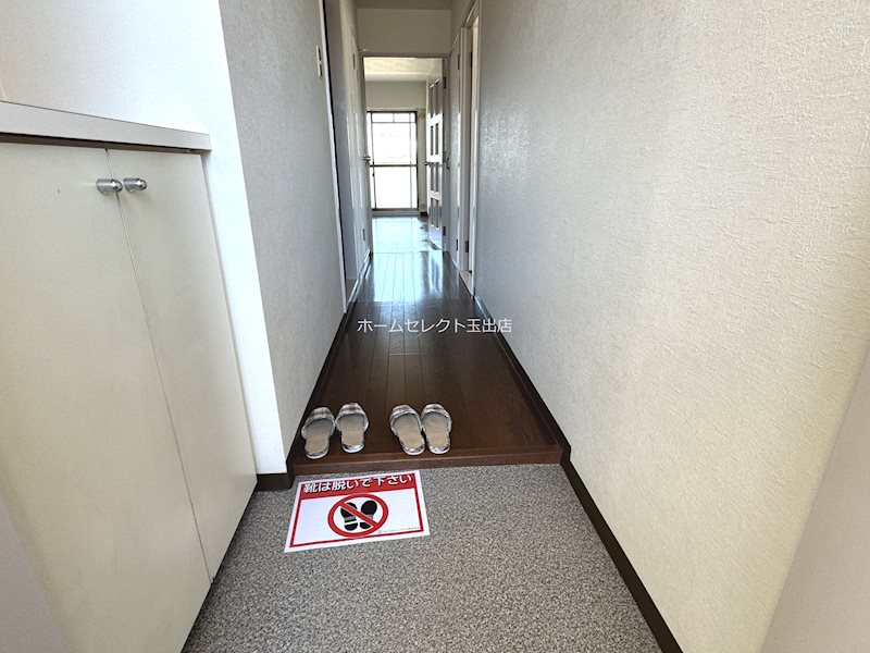 クレセントマンション 玄関