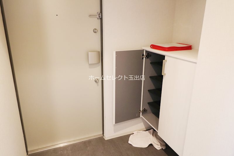 ラシーヌ住吉大社 玄関