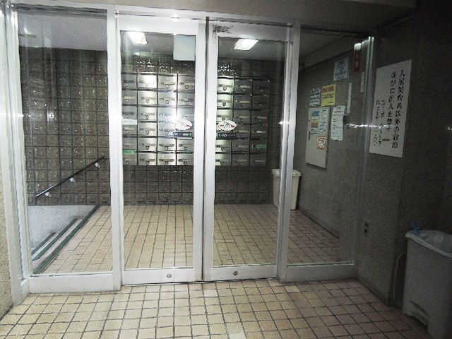 グランドコーポカトレア エントランス