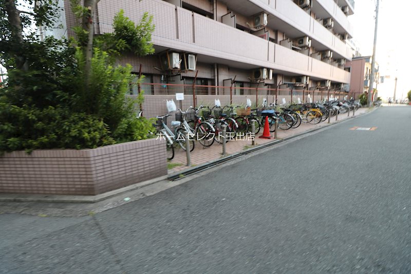 アニメイト大阪 駐車場