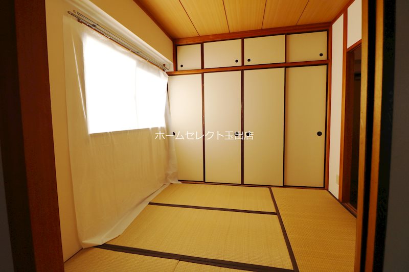 北畠西清川ビル 収納