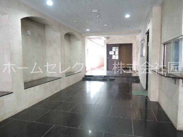 北畠西清川ビル ロビー