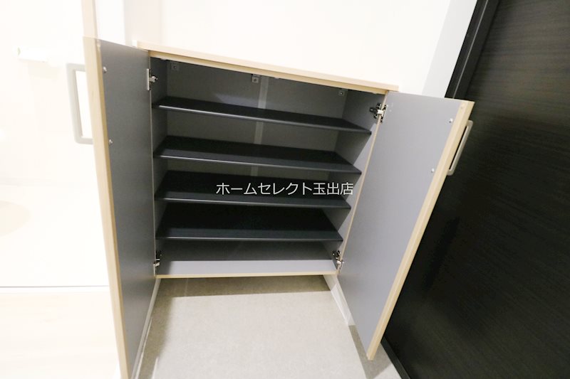 テラ我孫子前 玄関