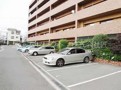 ハイツ粟新上住吉 駐車場