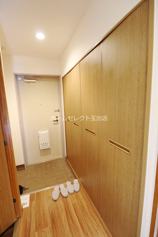 エクシード遠里小野 玄関