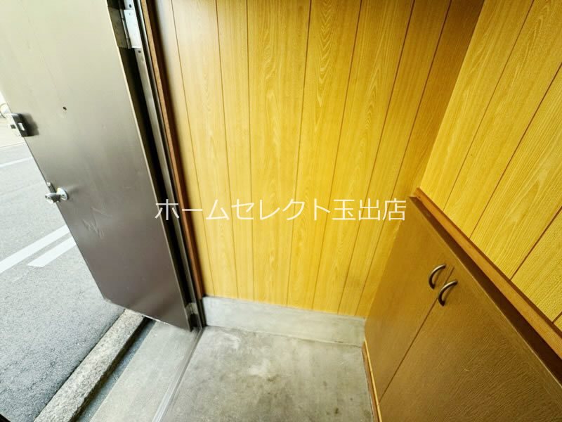 御崎5丁目貸家 玄関