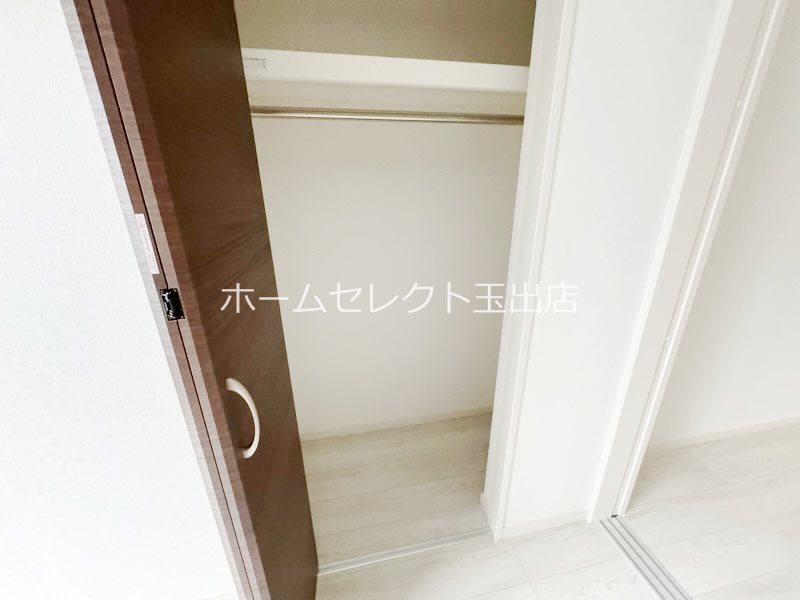 F asecia algol 収納