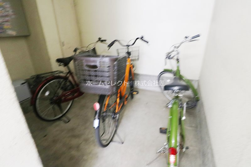 キリシマハイツ 駐車場