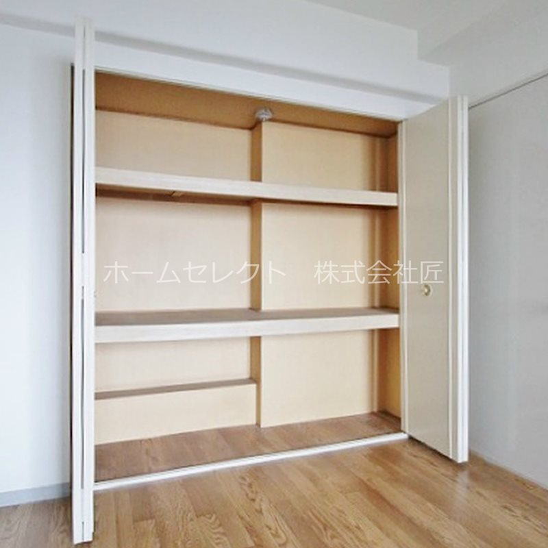 ノアーズアーク住之江 収納