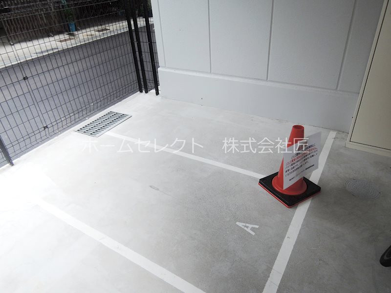 グランエクラ玉出東 駐車場