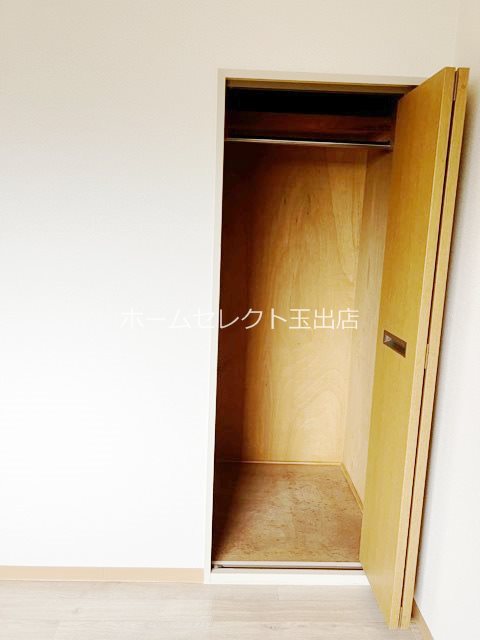 カワデンエミネンスハイツ 収納