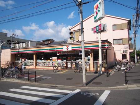 グラントステージ コンビニ