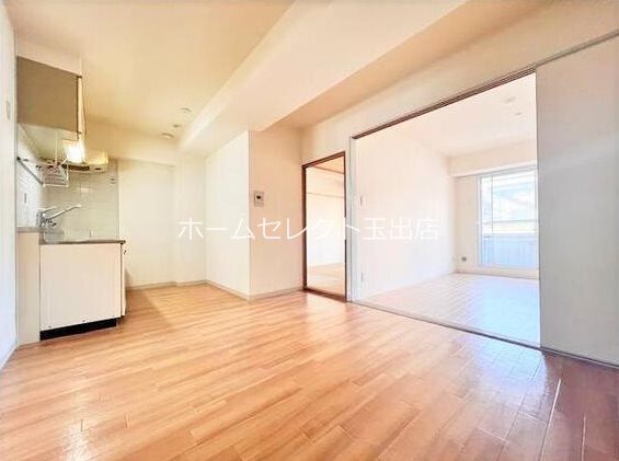 ドリーム中加賀屋 リビング