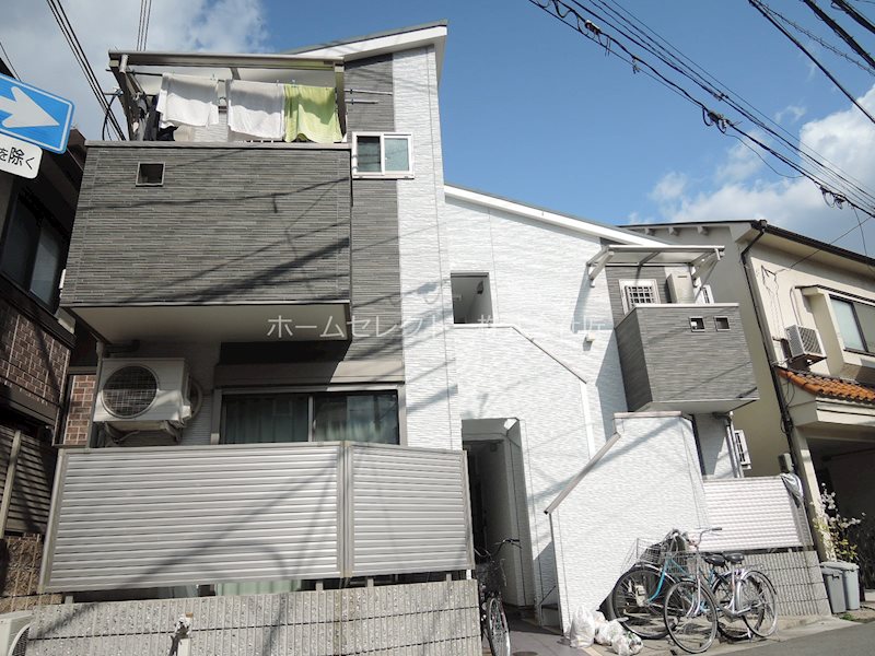 シャーナイン玉出 エントランス