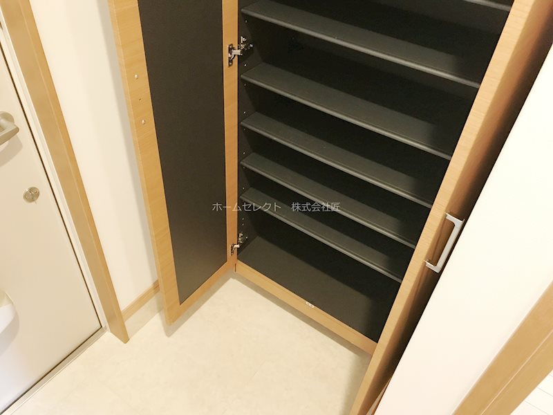 ルシェリア天下茶屋 玄関