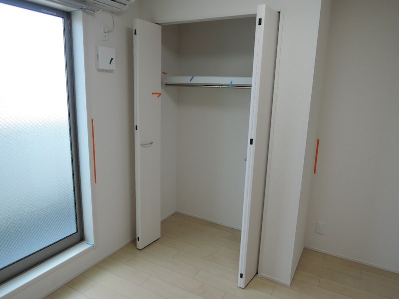 フジパレス西加賀屋V番館 収納