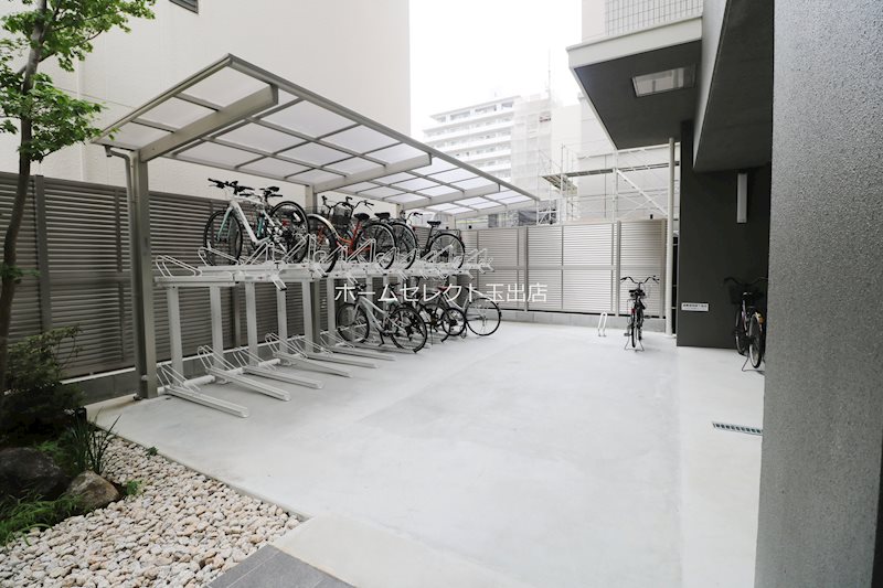 ラシーヌ住吉大社 駐車場