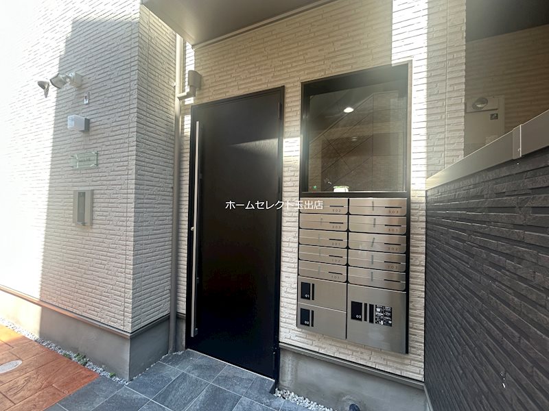 F asecia Irifi エントランス