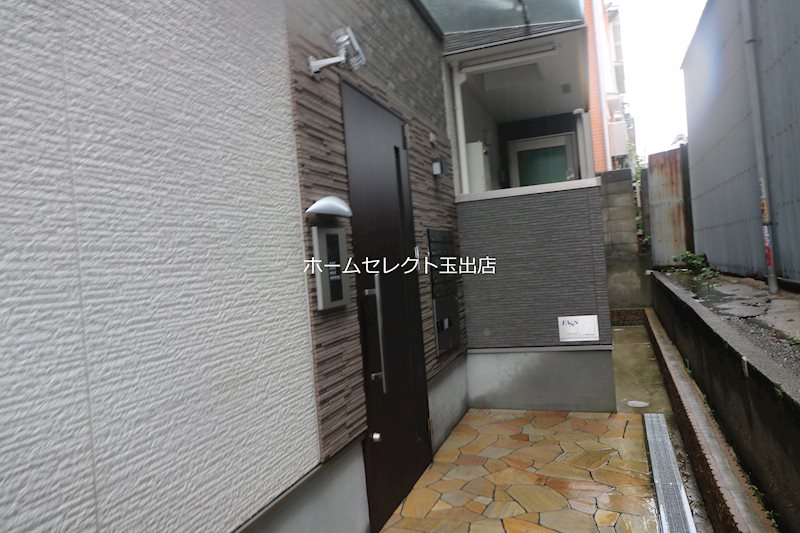フジパレス我孫子前駅西Ⅱ番館 エントランス