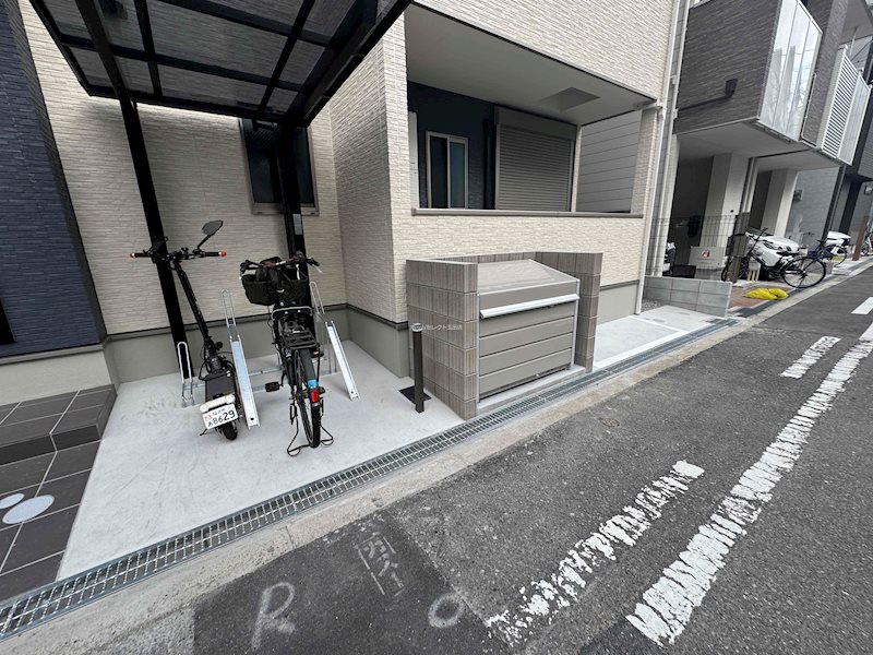 Urban Nests 天神ノ森 庭
