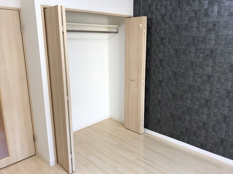グランエクラ岸里 収納