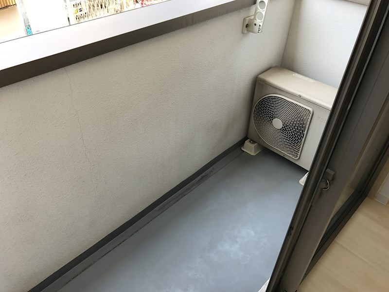グランエクラ岸里 ベランダ