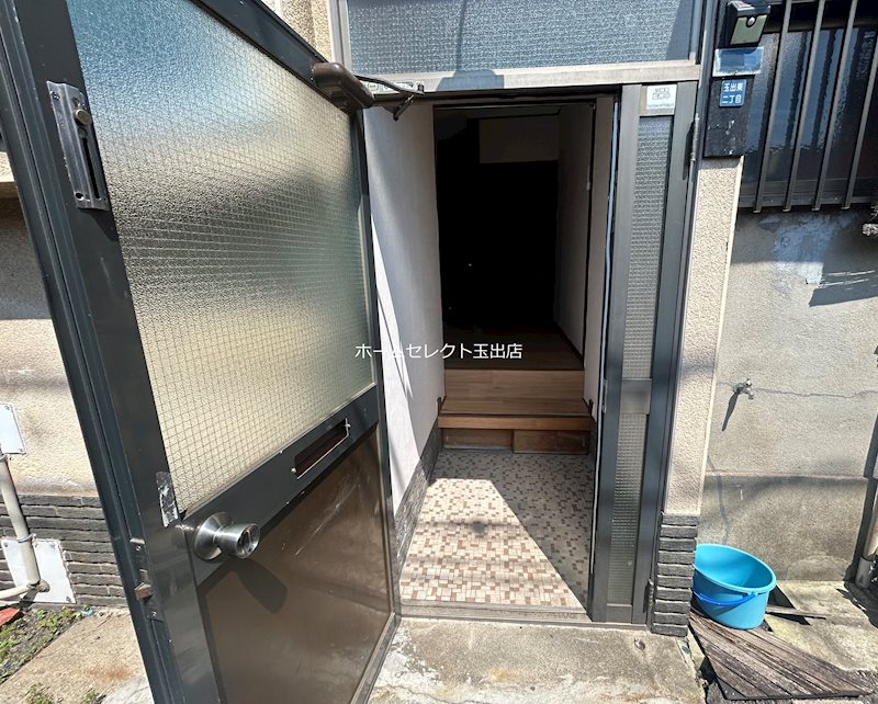 大阪府大阪市西成区玉出東２丁目 エントランス