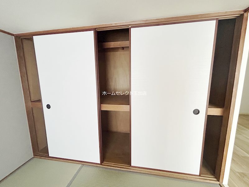 カワデンハイツⅢ 収納