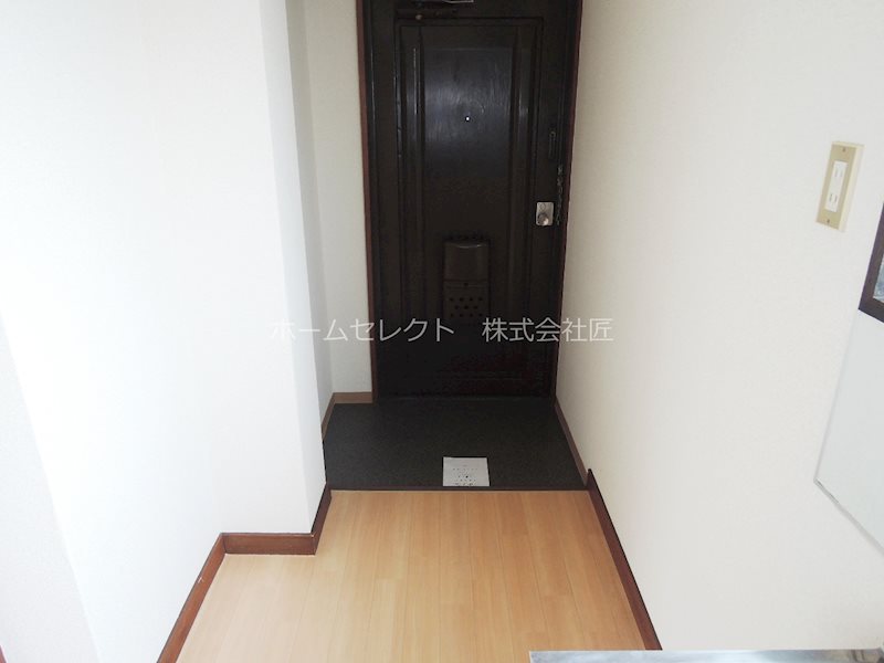 朋栄マンション 玄関