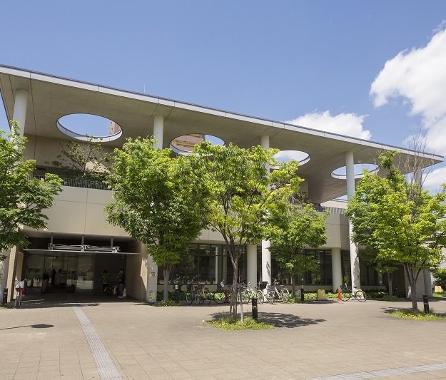 ウイングヒルズ南住吉 図書館