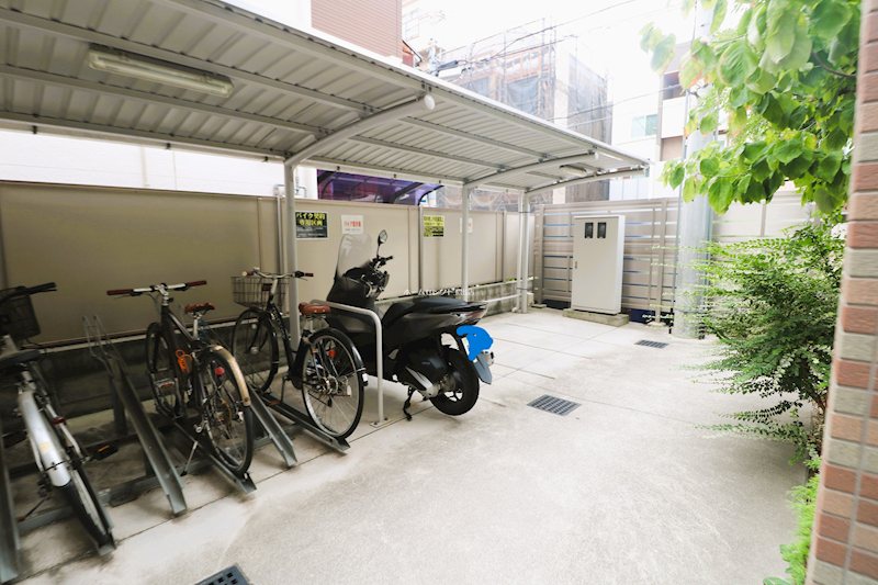 フレシールアビタシオン 駐車場