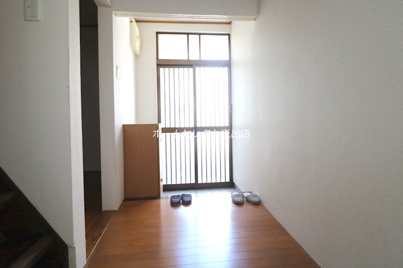 遠里小野4丁目貸家 玄関