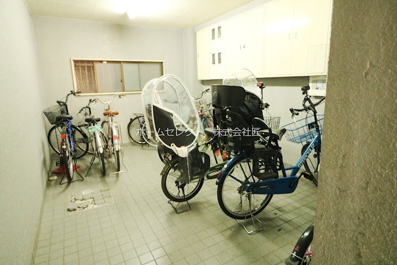 ラパンジール住吉大社 駐車場