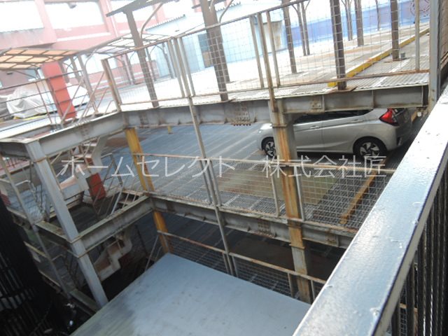 グリーンコーポ北加賀屋 駐車場