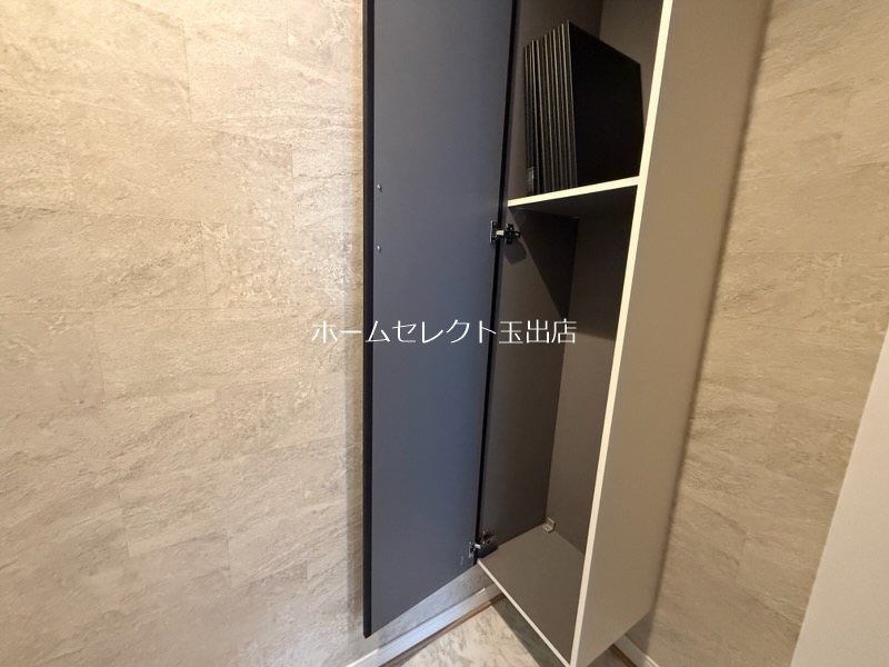エスクード凪 玄関