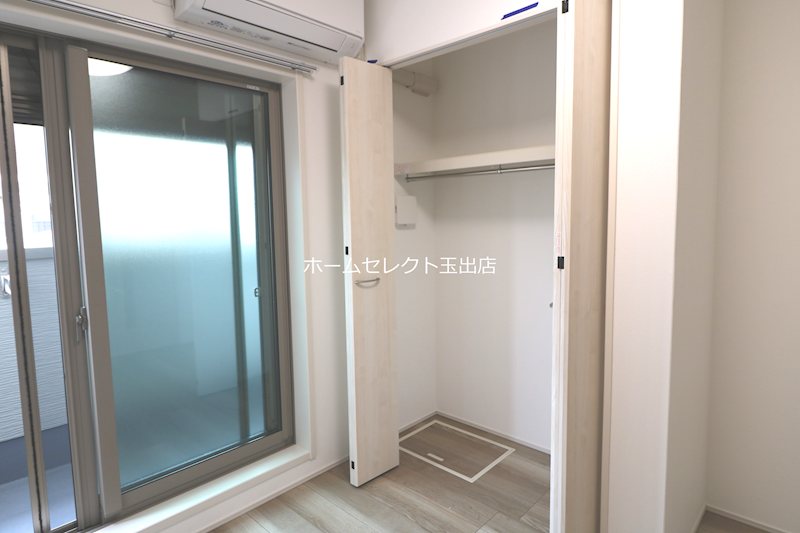 フジパレス遠里小野ウエスト 収納