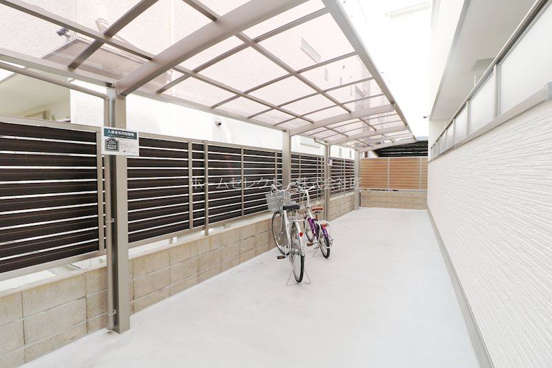 ラモーナ玉出東Ⅲ 駐車場