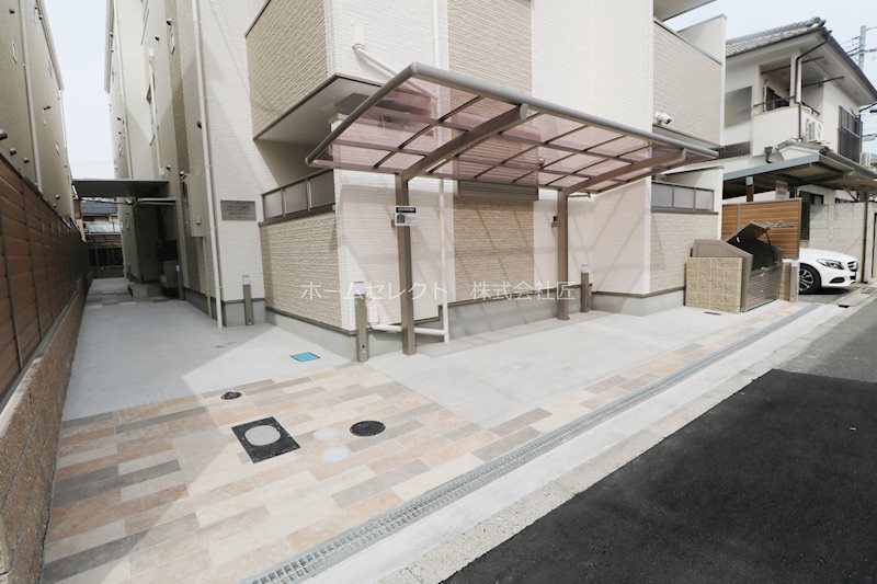 ラモーナ玉出東Ⅲ 庭