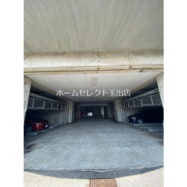 フェルザ住之江公園 駐車場