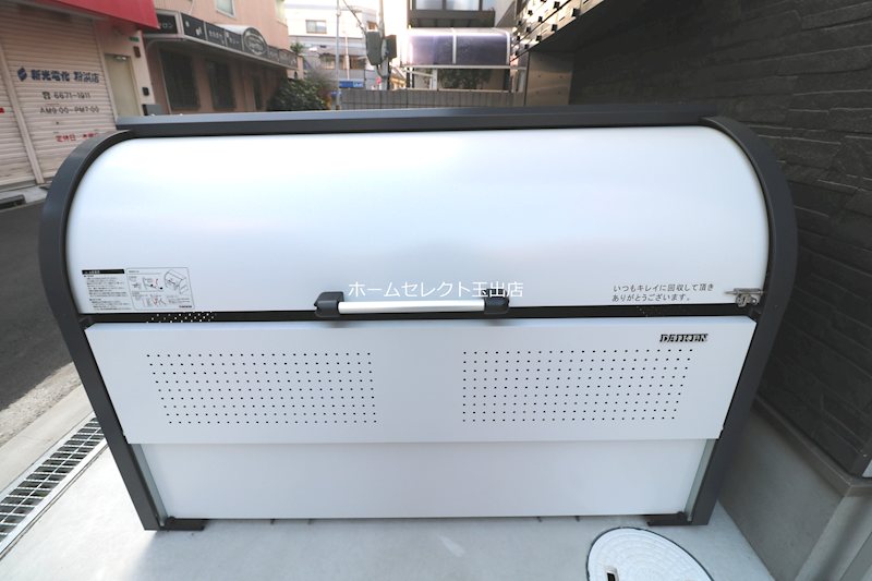EIJU粉浜駅前 庭