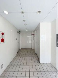 グランエクラ岸里 ロビー